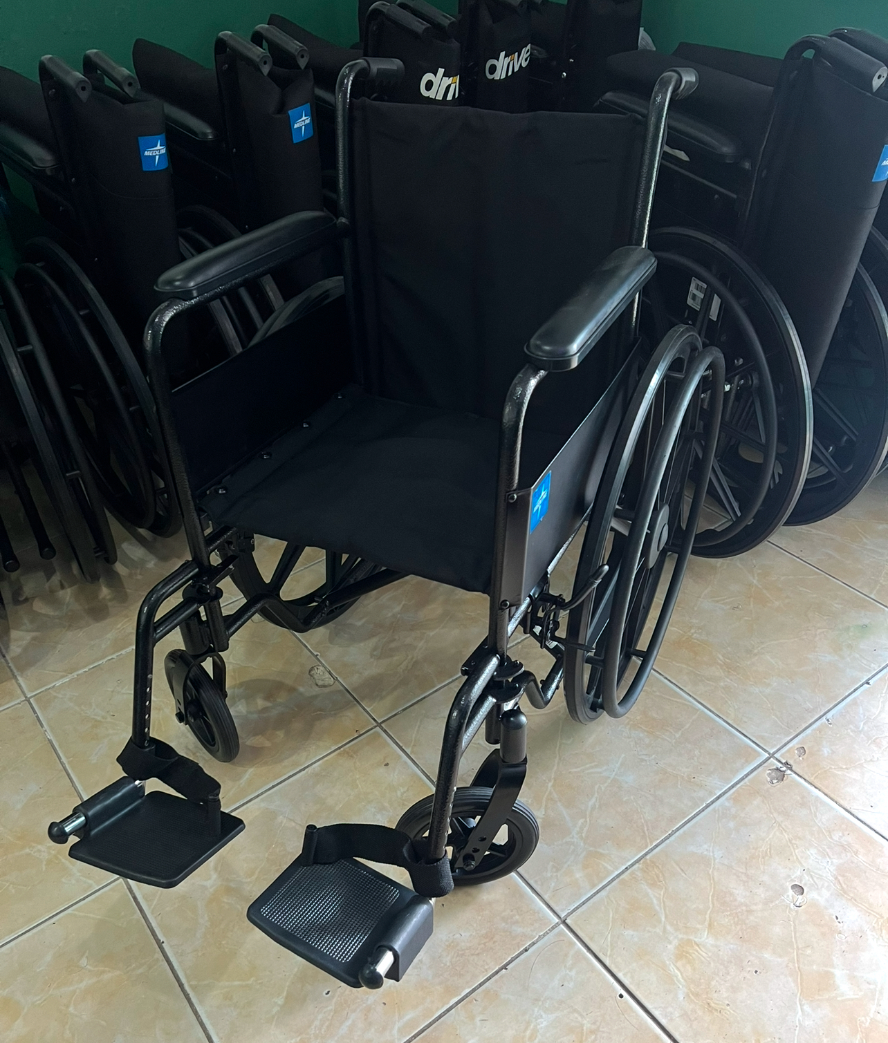 salud y belleza - Silla de rueda drive y medline 6800 2