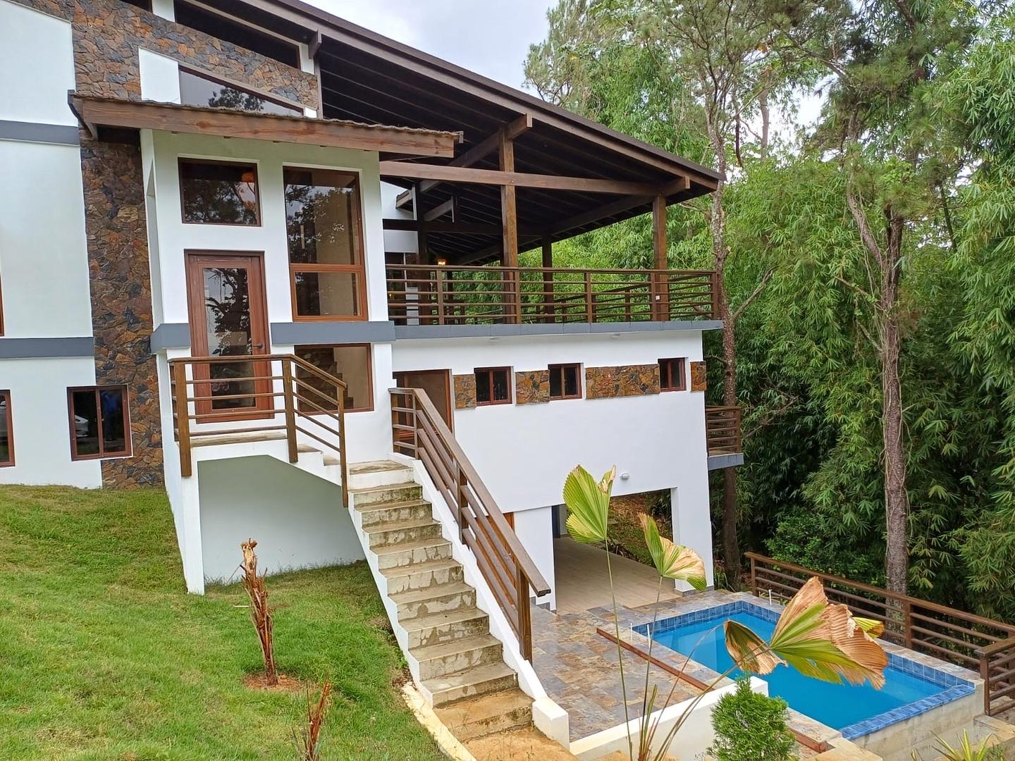 casas vacacionales y villas - Moderna y hermosa villa amueblada  en Jarabacoa 1