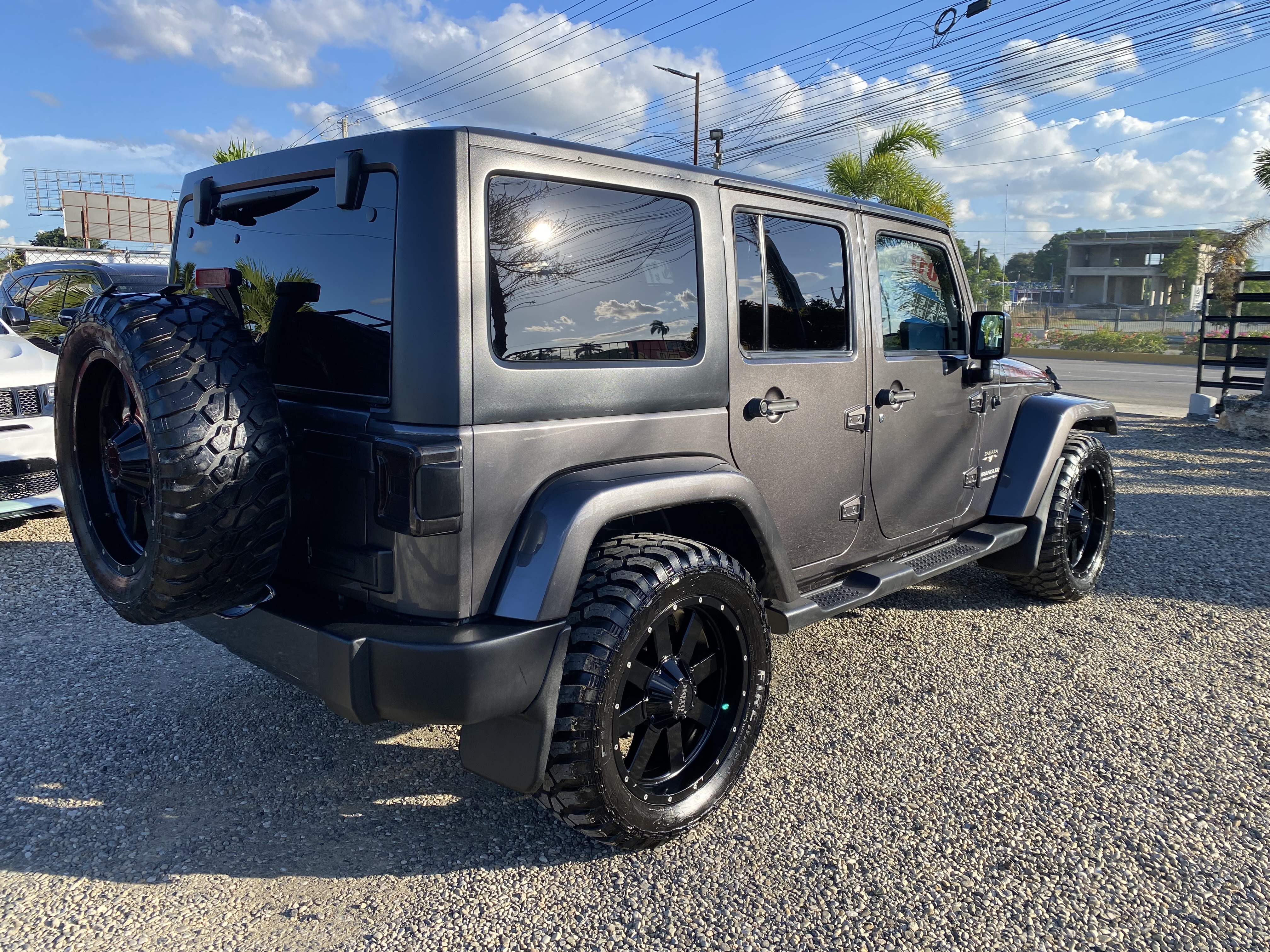 jeepetas y camionetas - JEEP WRANGLER UNLIMITED SAHARA 6