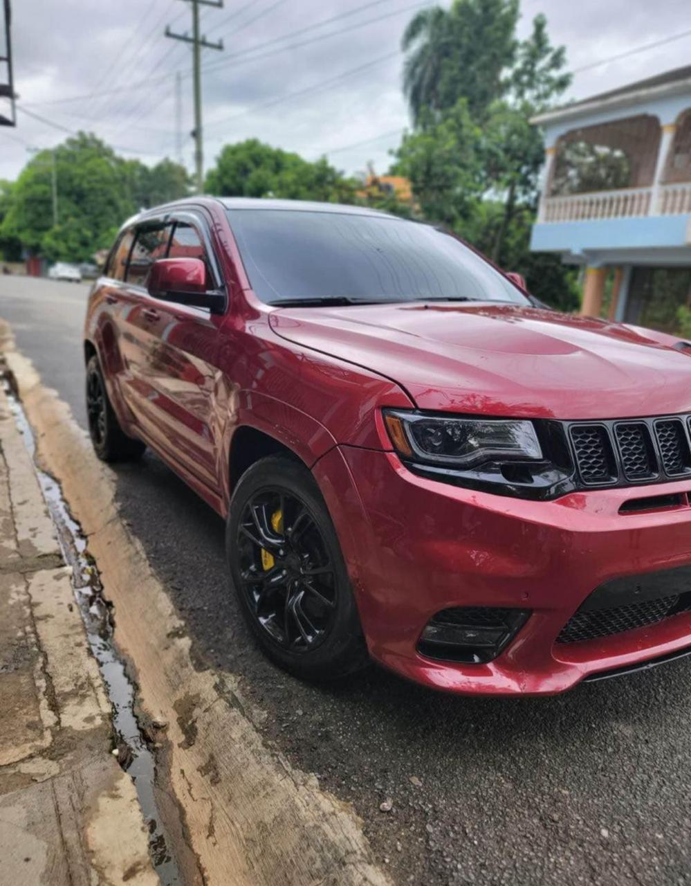 jeepetas y camionetas - jeep grand cherokee srt 2014