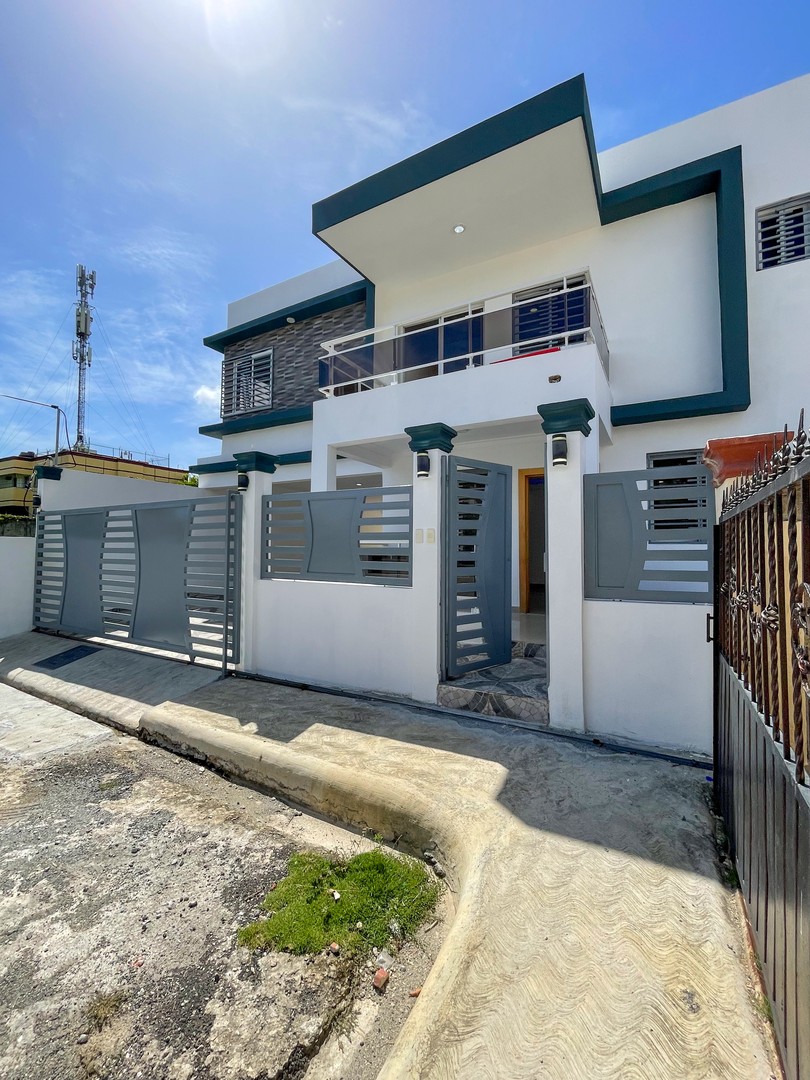 casas - CASA EN VENTA UBICADA EN BRISA ORIENTAL, SAN ISIDRO, SANTO DOMINGO ESTE  1