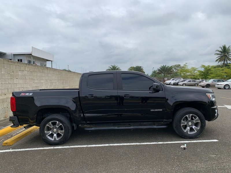 jeepetas y camionetas - Chevolet colorado z71 2018 8