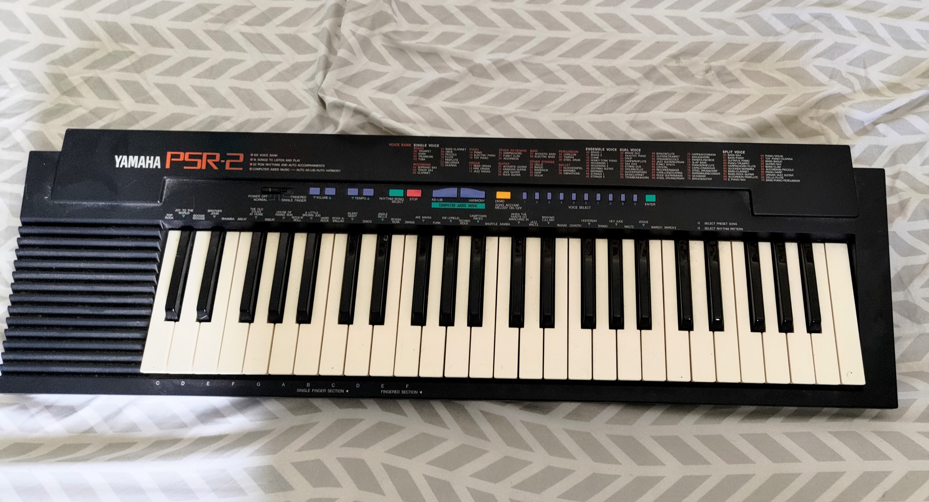 hobby y coleccion - Teclado Yamaha PSR-2 3