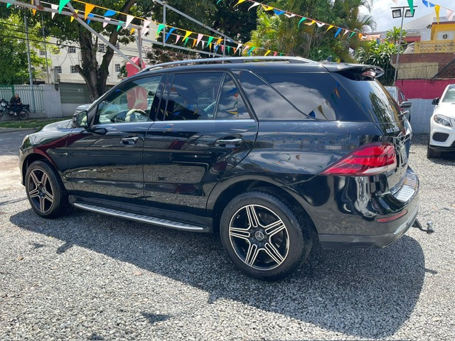 jeepetas y camionetas - Mercedes Benz GLE 350 4matic 2016 3