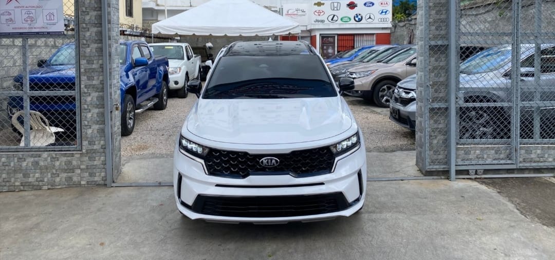 jeepetas y camionetas - Kia sorento 2021  la más nueva  5