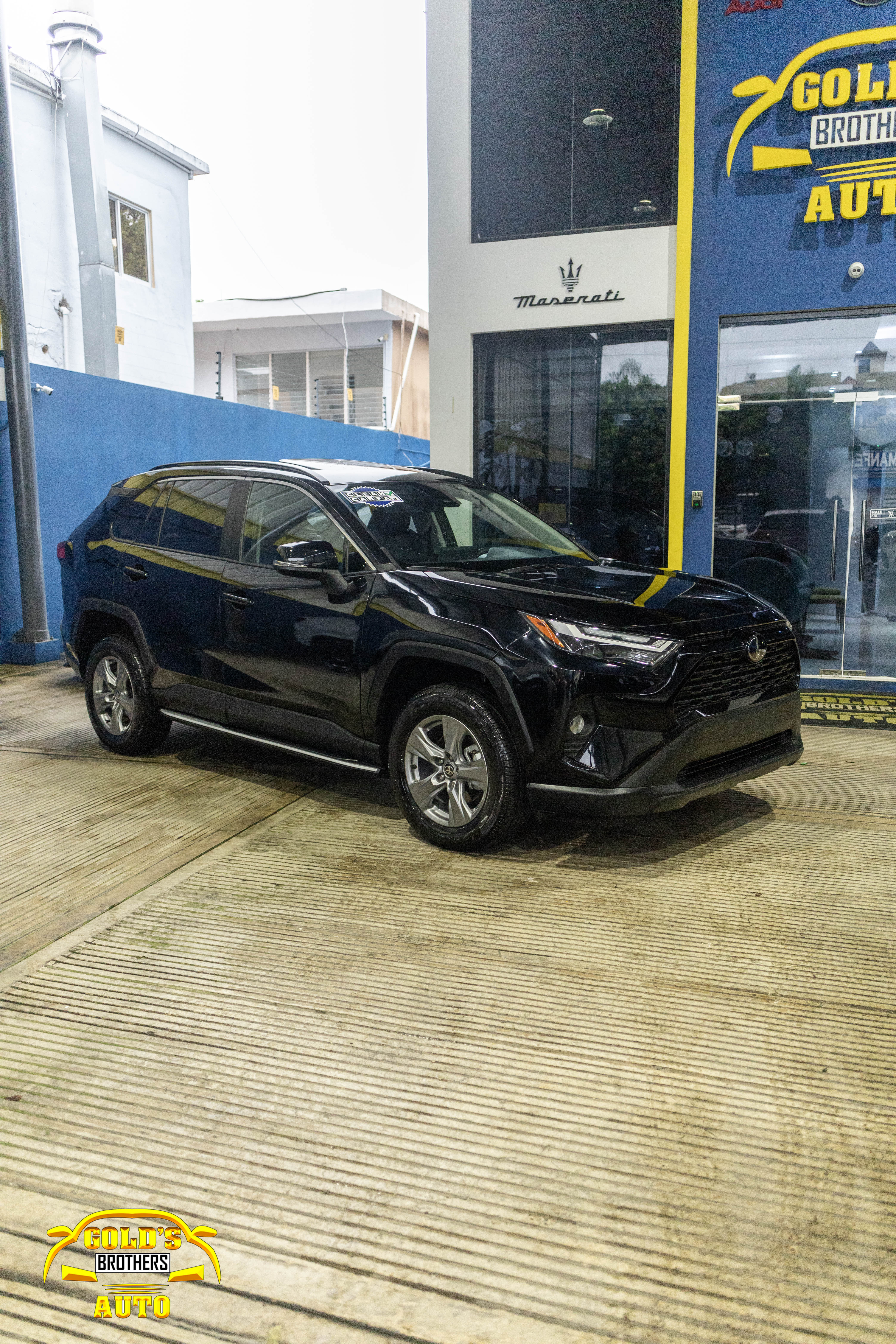 jeepetas y camionetas - Toyota Rav4 XLE 2024 Recien Importada  0