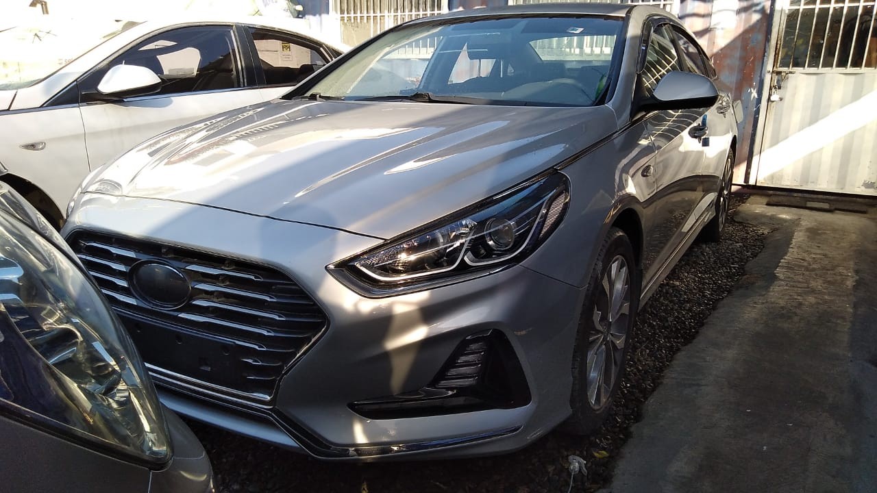 carros - HYUNDAI SONATA NEW RISE 2018 GRIS 1