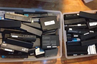 computadoras y laptops - Compro baterias de laptop y modem descompuestas