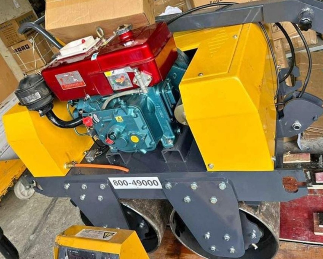 construccion e industrial - RODILLO Compactador Gasoil Motor tipo Kubota 1