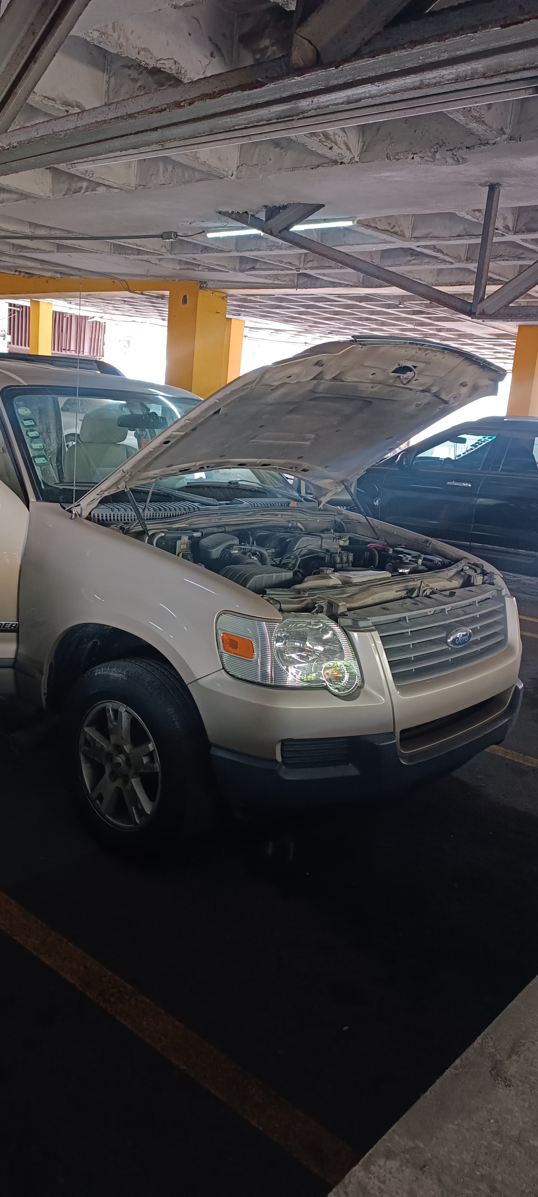 jeepetas y camionetas - Ford Explorer xlt 2006 5