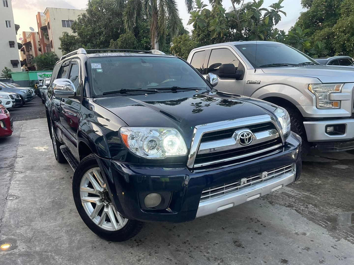 jeepetas y camionetas - TOYOTA 4RUNNER SR5  4WD 2007