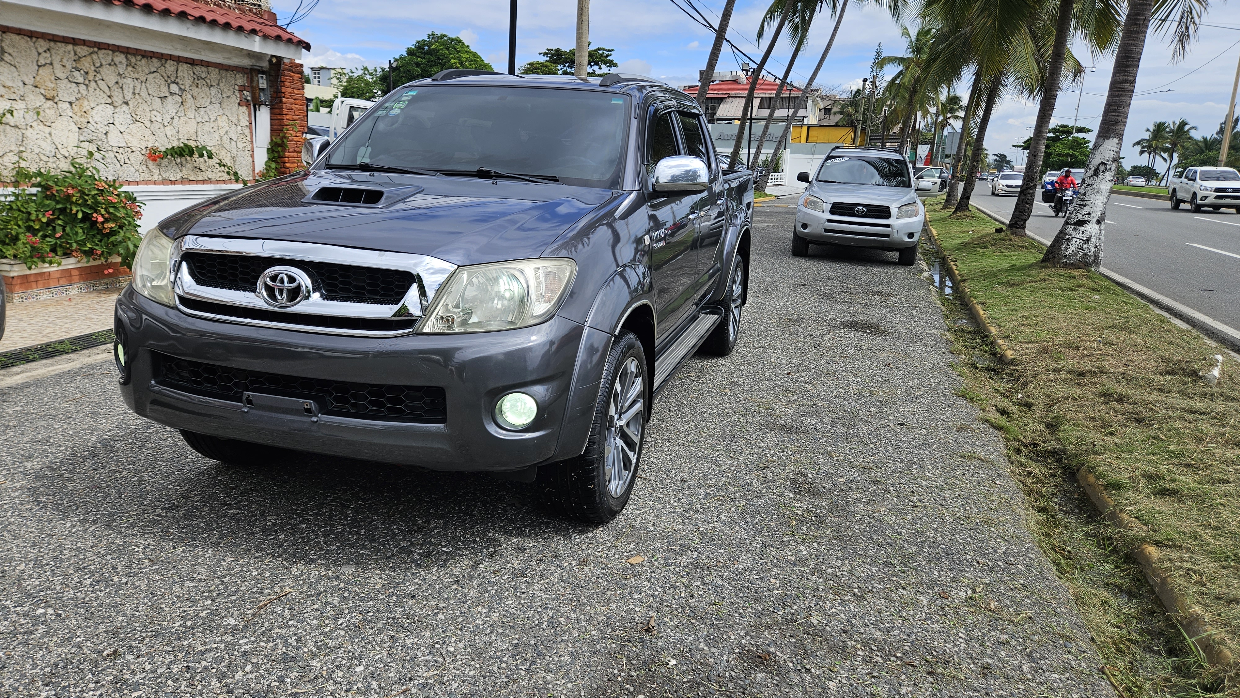 jeepetas y camionetas - Toyota hilux full automatica 8