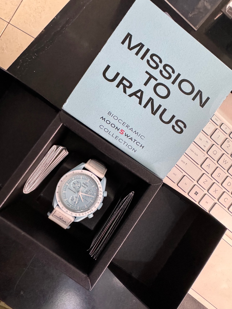 joyas, relojes y accesorios - Reloj Omega con Swatch Edición Uranus, Original Como Nuevo, RD$ 15,900 NEG