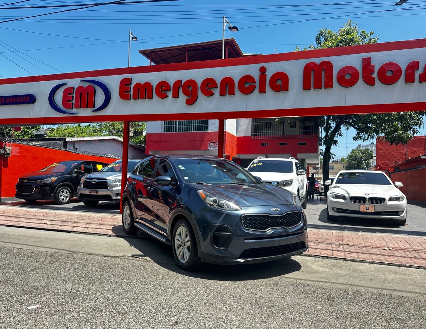 jeepetas y camionetas - Kia Sportage LX 2017
RD$ 960,000.00 0