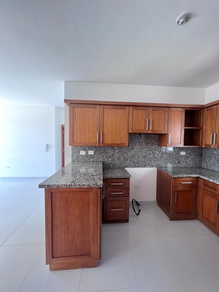 apartamentos - ESPACIOSO APARTAMENTO UBICADO EN ZONA EXLCUSIVA Y SEGURA DEPUERTO PLATA 3