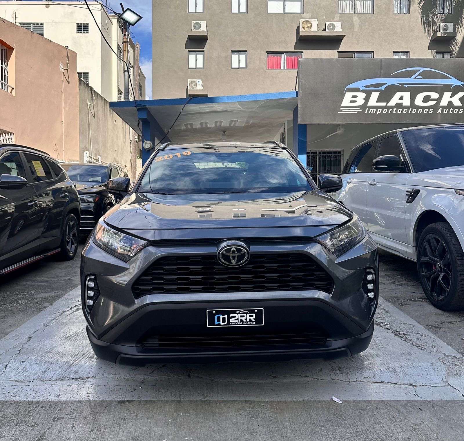 jeepetas y camionetas - Toyota Rav4 LE 2019 4