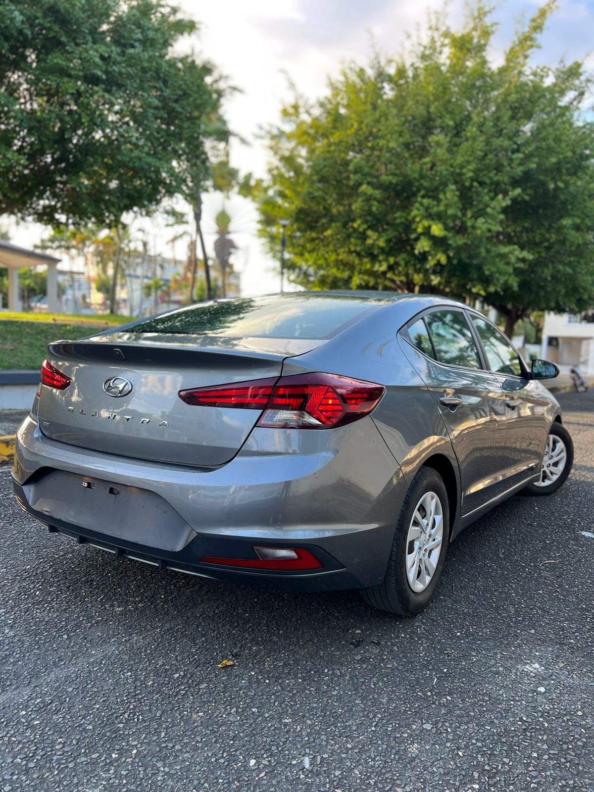 carros - hiunday elantra se 2019 1