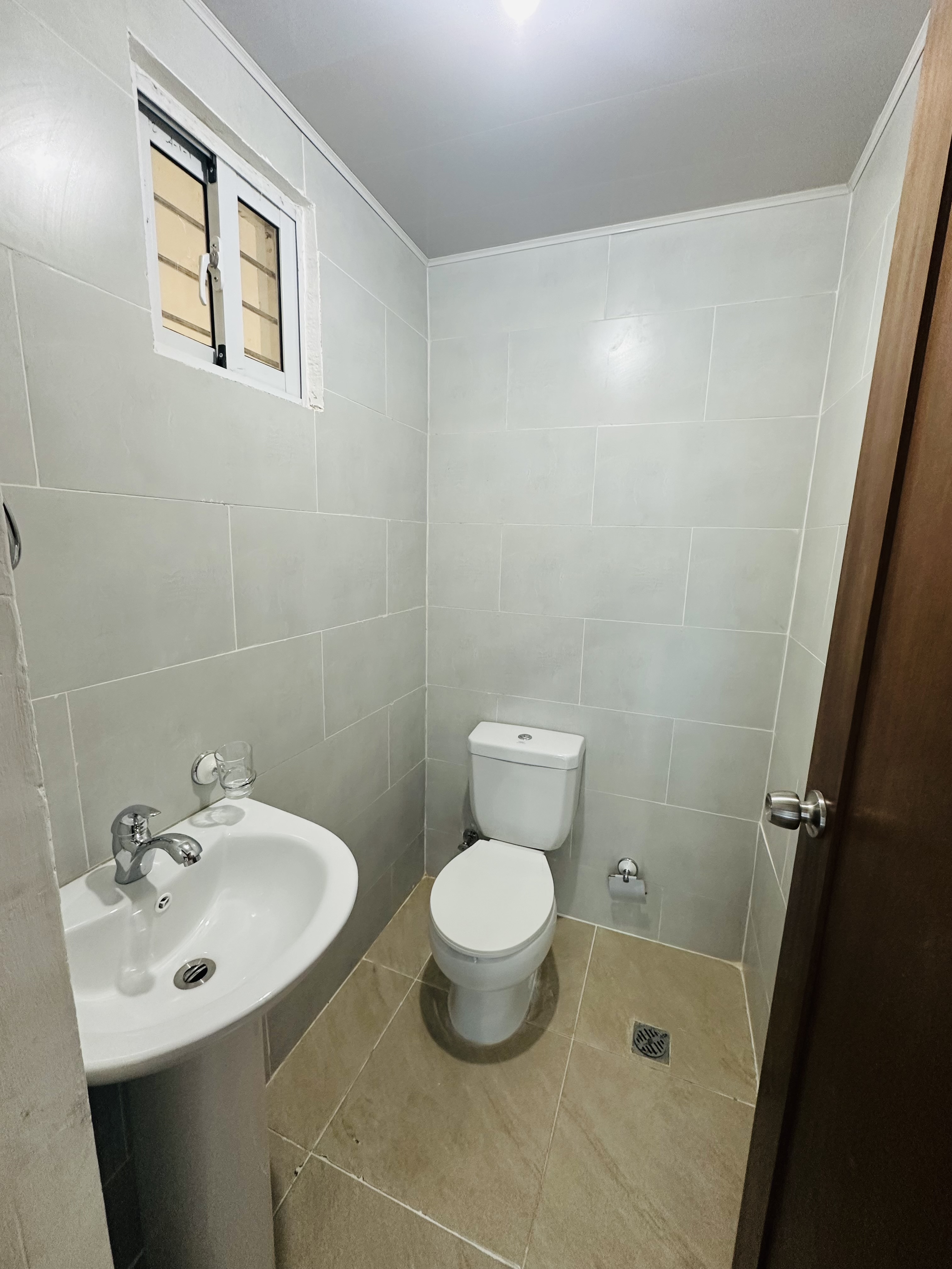 apartamentos - APARTAMENTO EN RENTA EN LOS REYES FRENTE AL JARDÍN 1