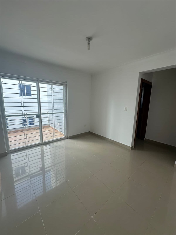 apartamentos - Alquilo en Gurabo 4 planta 