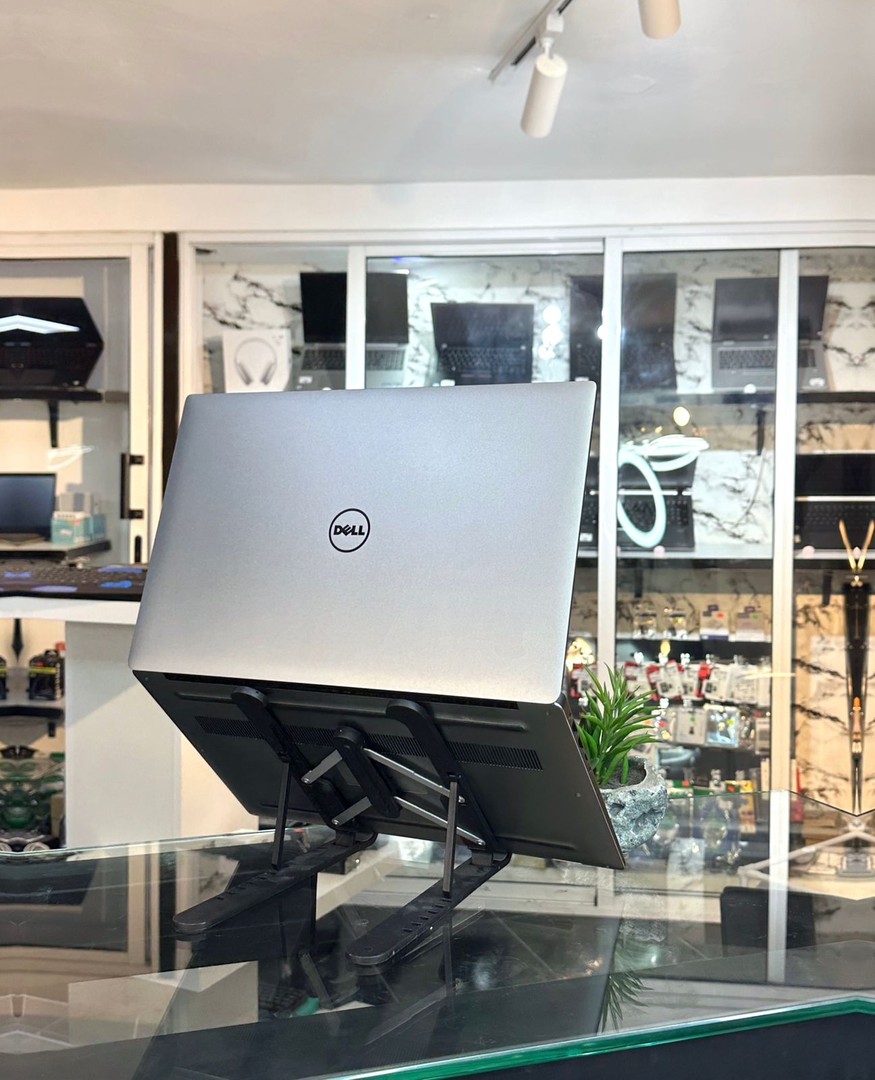 computadoras y laptops - Laptop Dell XPS 1TB SSD $22,000 2