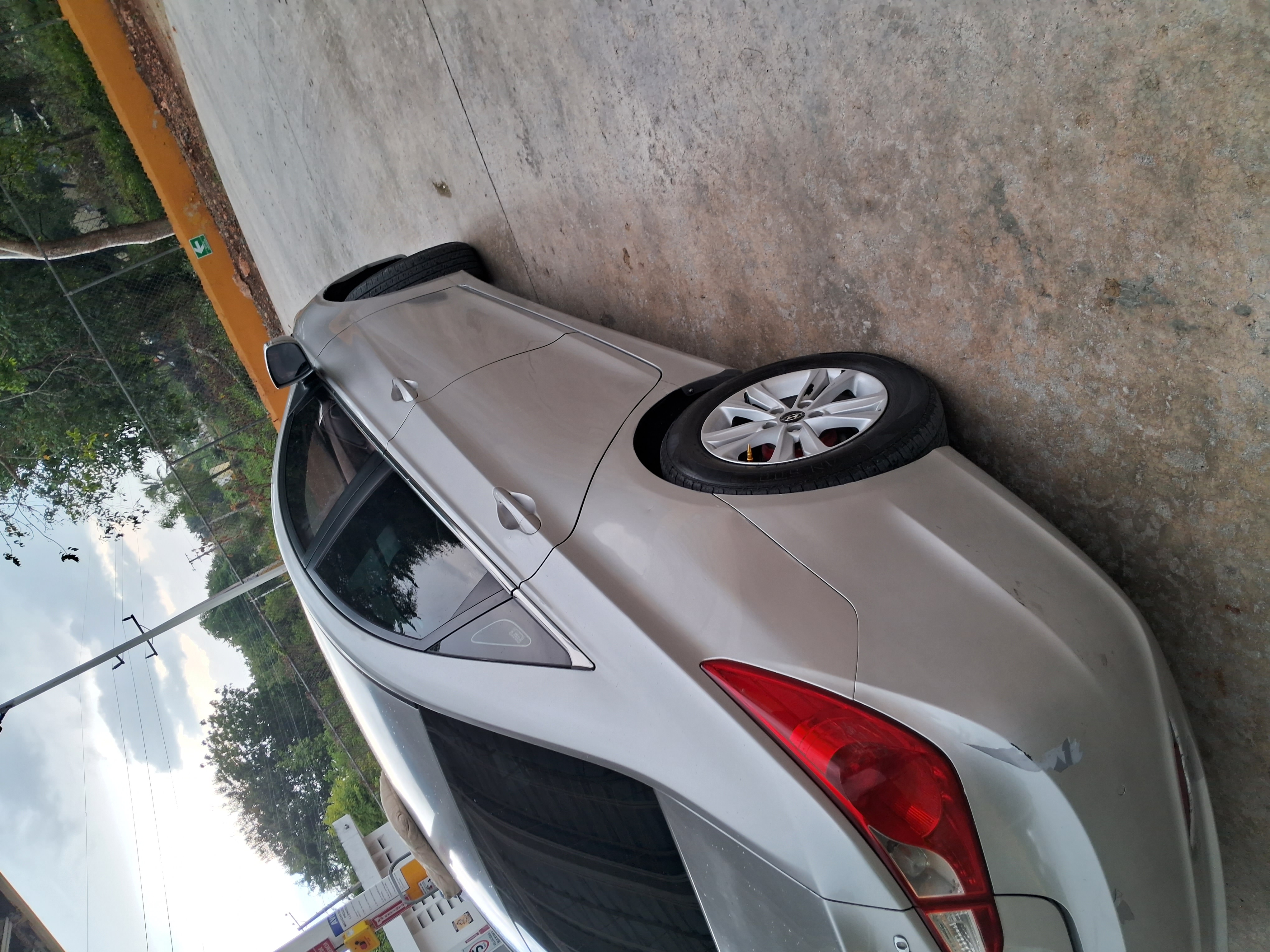 carros - vendo y20 2012
$380