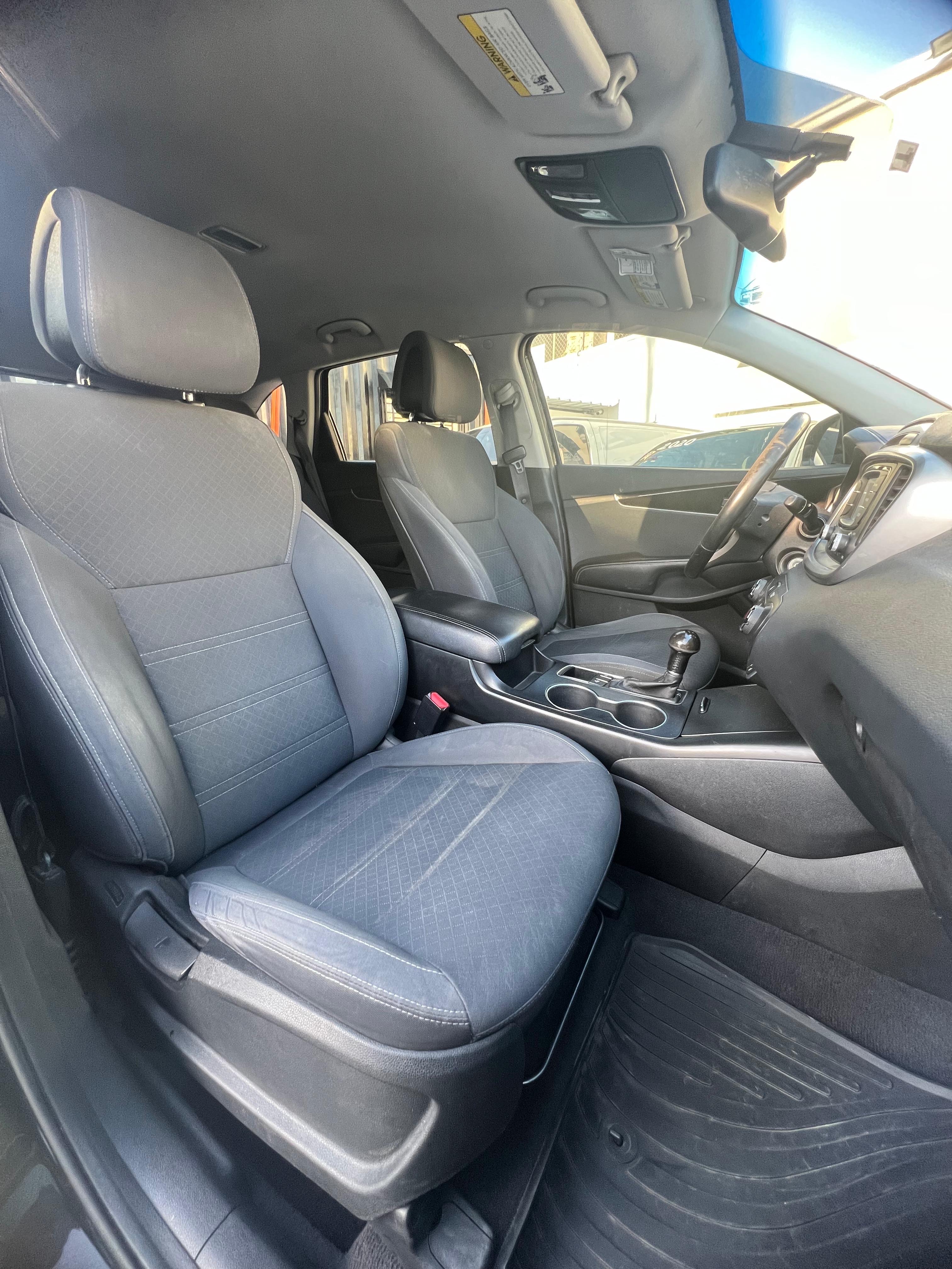 jeepetas y camionetas - Kia Sorento LX 2016 (Clean Carfax/3filas)  6