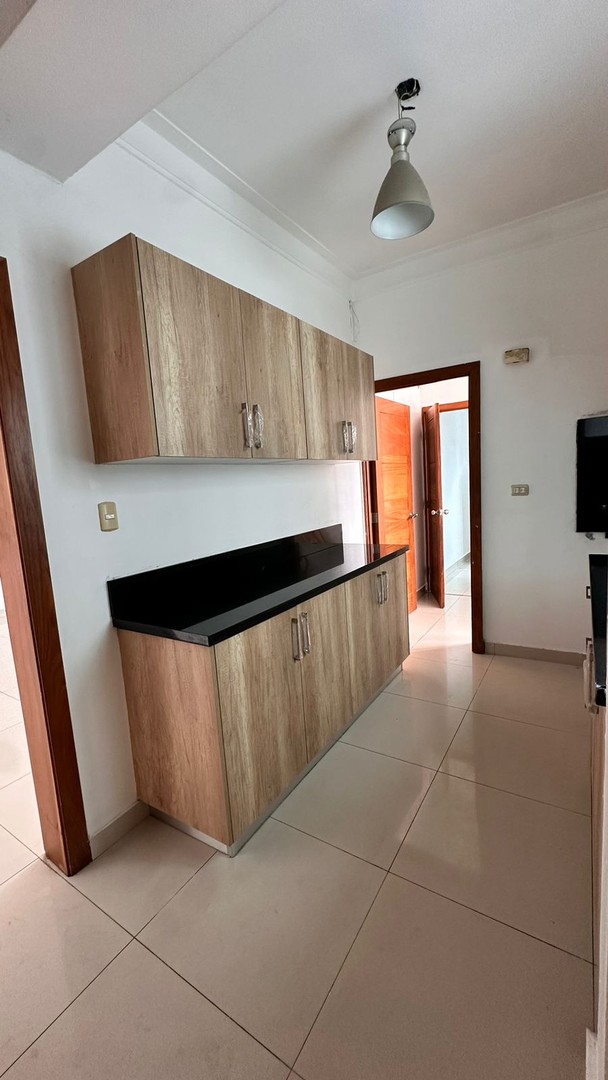 apartamentos - Apartamento en venta con vista frontal, ubicado
en Mirador Norte.  1