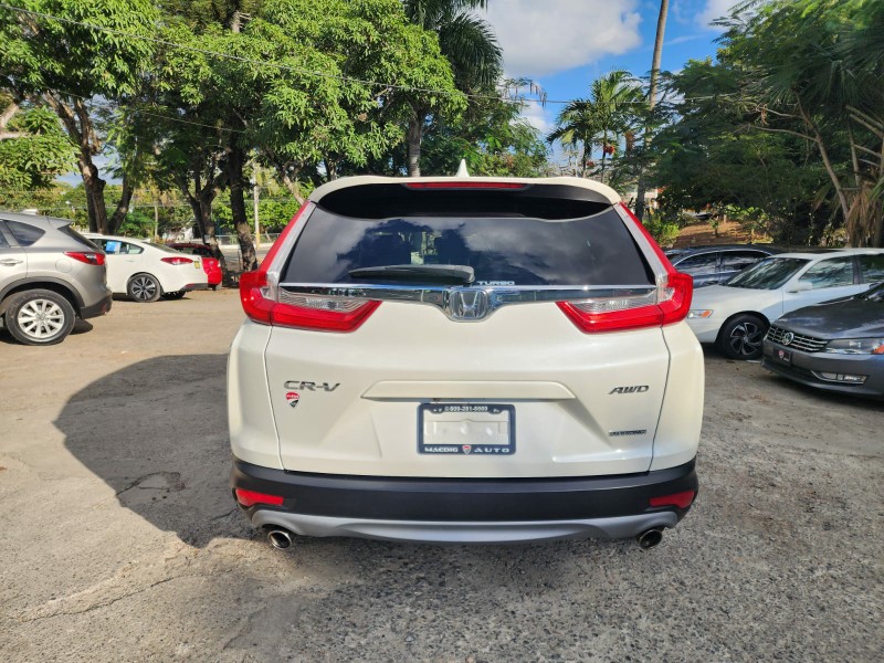 jeepetas y camionetas - Honda CRV Touring AWD Panorámica 2018 
Clean Carfax  100mil millas
US$35,000.