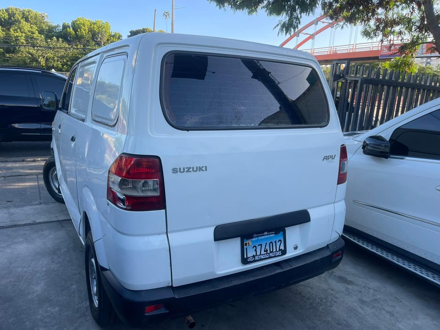 jeepetas y camionetas - SUZUKI APV 2018  6