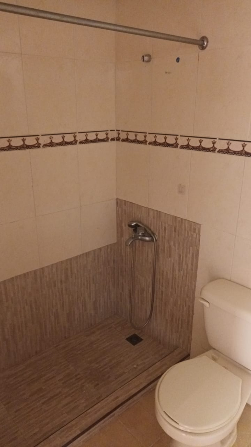 apartamentos - Alquiler en Colinas de los Rios  3