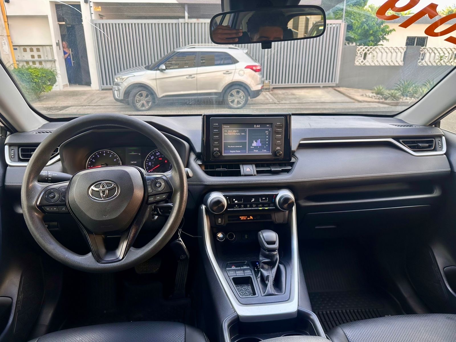 jeepetas y camionetas - Toyota Rav4 LE 2019 6