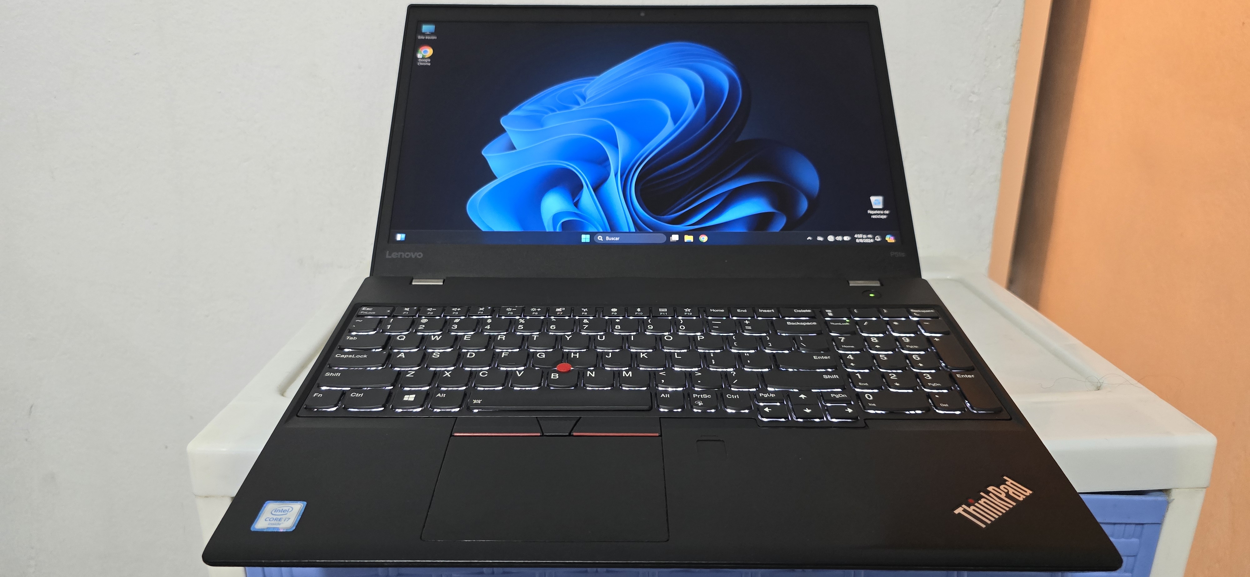 computadoras y laptops - lenovo slim p51s 17 Pulg Core i7 Ram 16gb ddr4 Disco sólido Nvidea 12gb 3