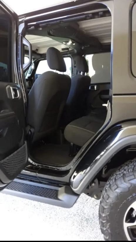 jeepetas y camionetas - EN VENTA JEEP WRANGLER 2021 5