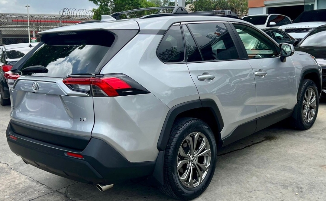 jeepetas y camionetas - Toyota Rav4 Le 2019 ✅️ Clean Carfax  5