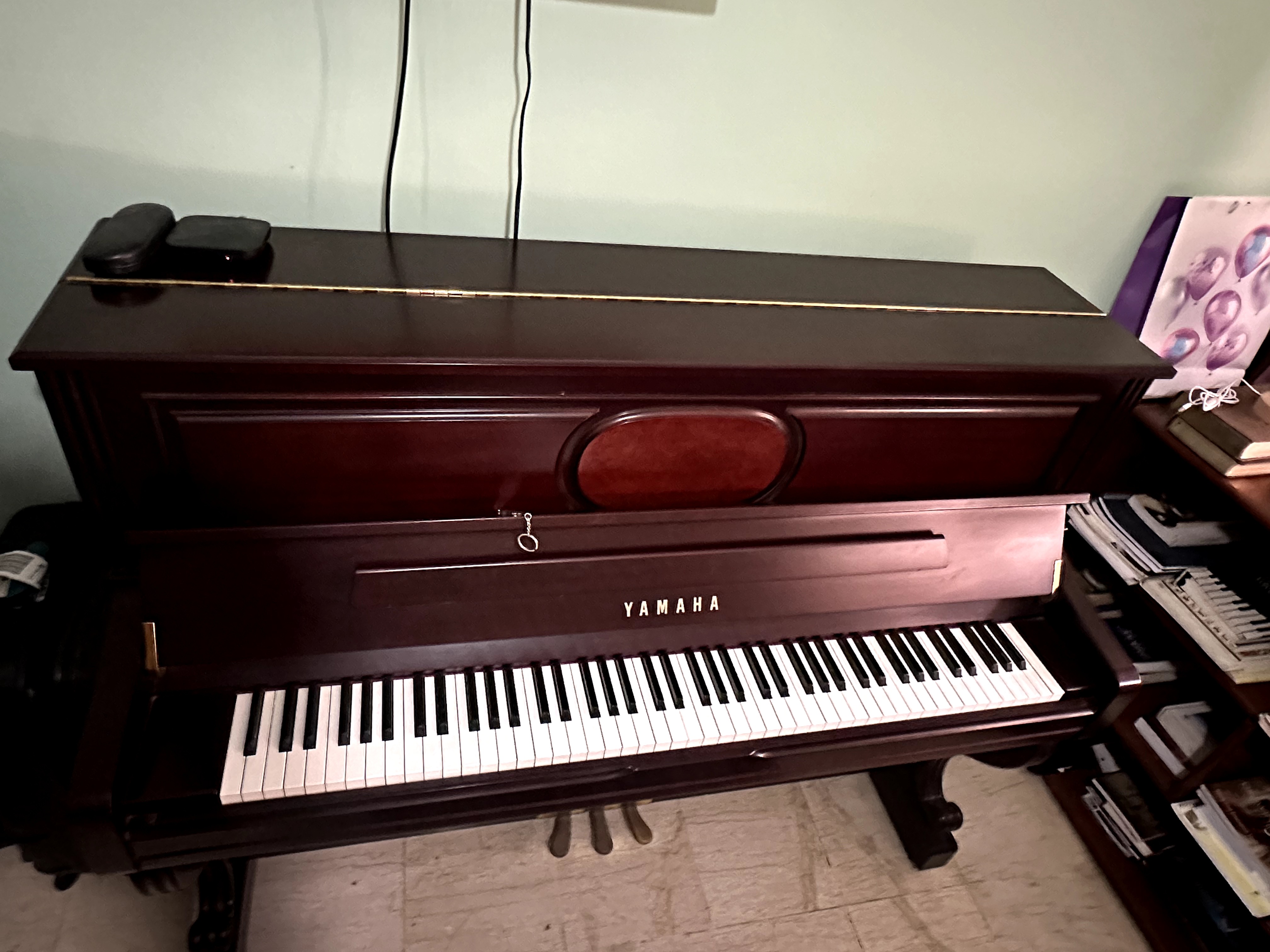 instrumentos musicales - PIANO VERTICAL YAMAHA U10H SM USADO, COMO NUEVO. 1