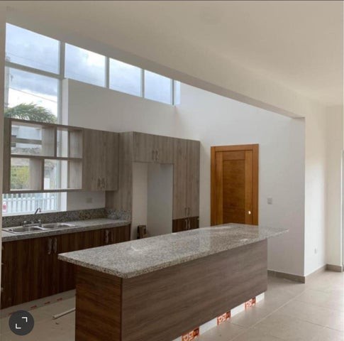 casas - Proyecto en venta Punta Cana #24-1698 tres dormitorios y dos baños. 1