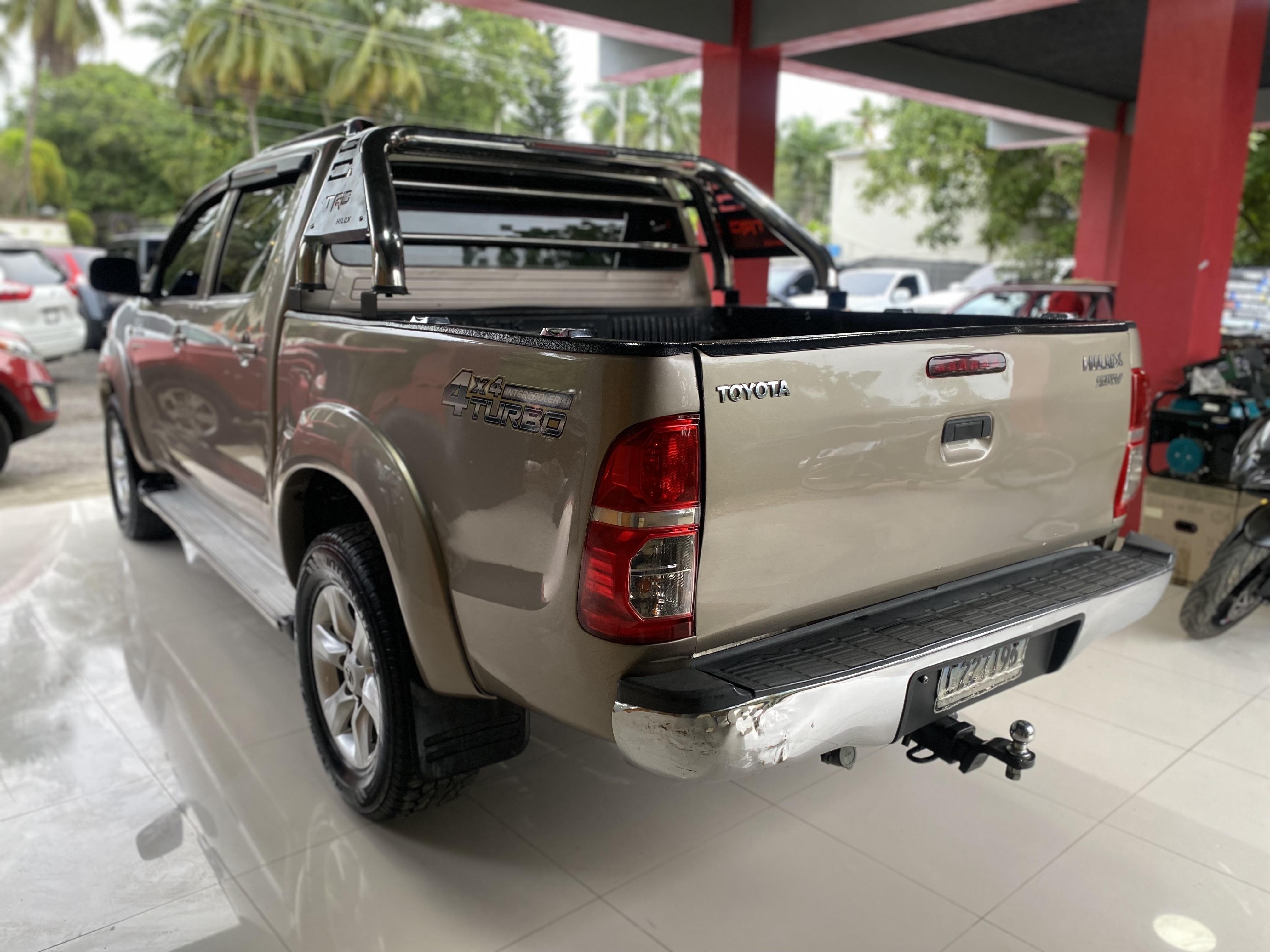 jeepetas y camionetas - TOYOTA HILUX 2007 3