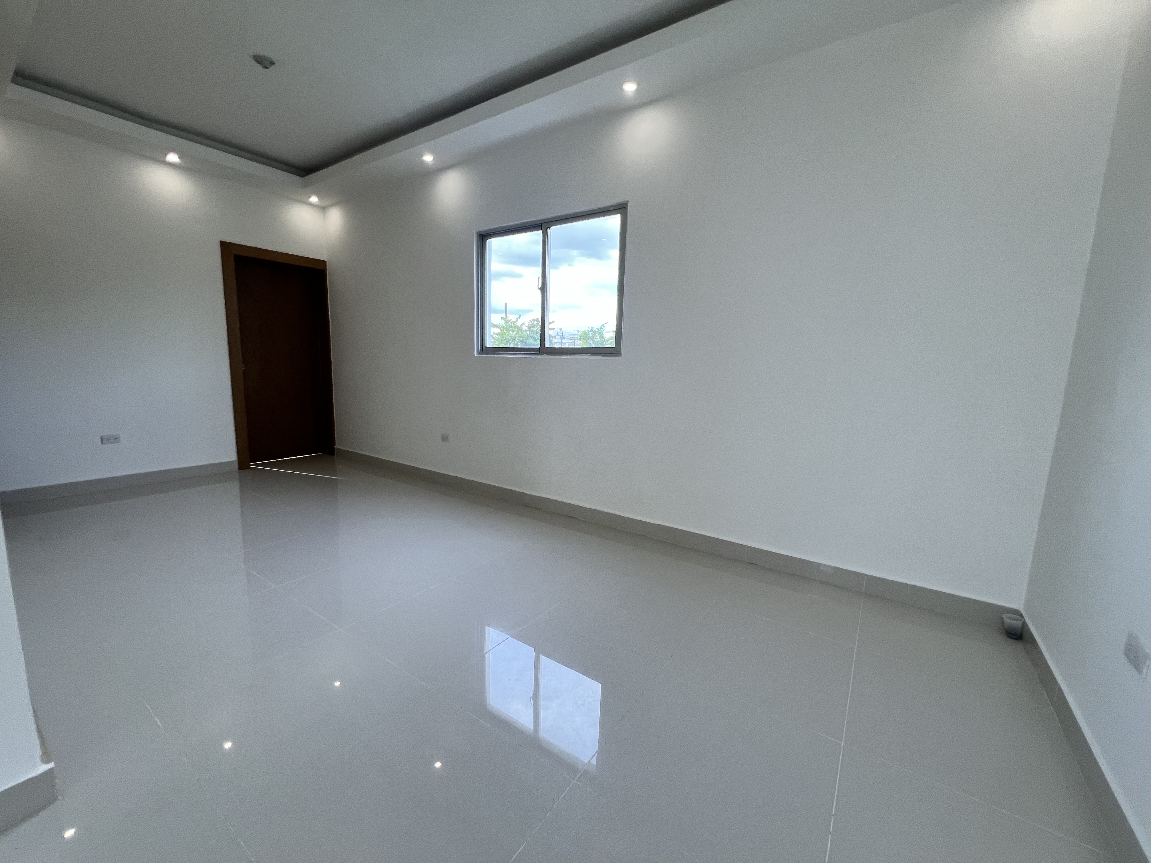 casas - venta de casa autopista de san Isidro brisa oriental Santo Domingo con patio 6