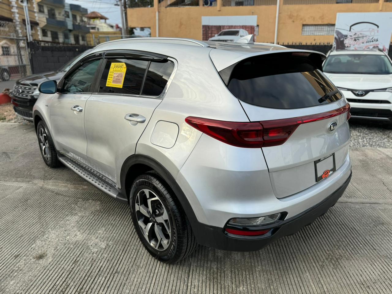 jeepetas y camionetas - Kia Sportage LX 2021 AWD 3