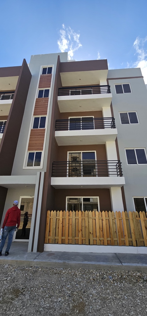 apartamentos - Apartamentos en el KM 14 de la Autopista Duarte, Santo Domingo Oeste