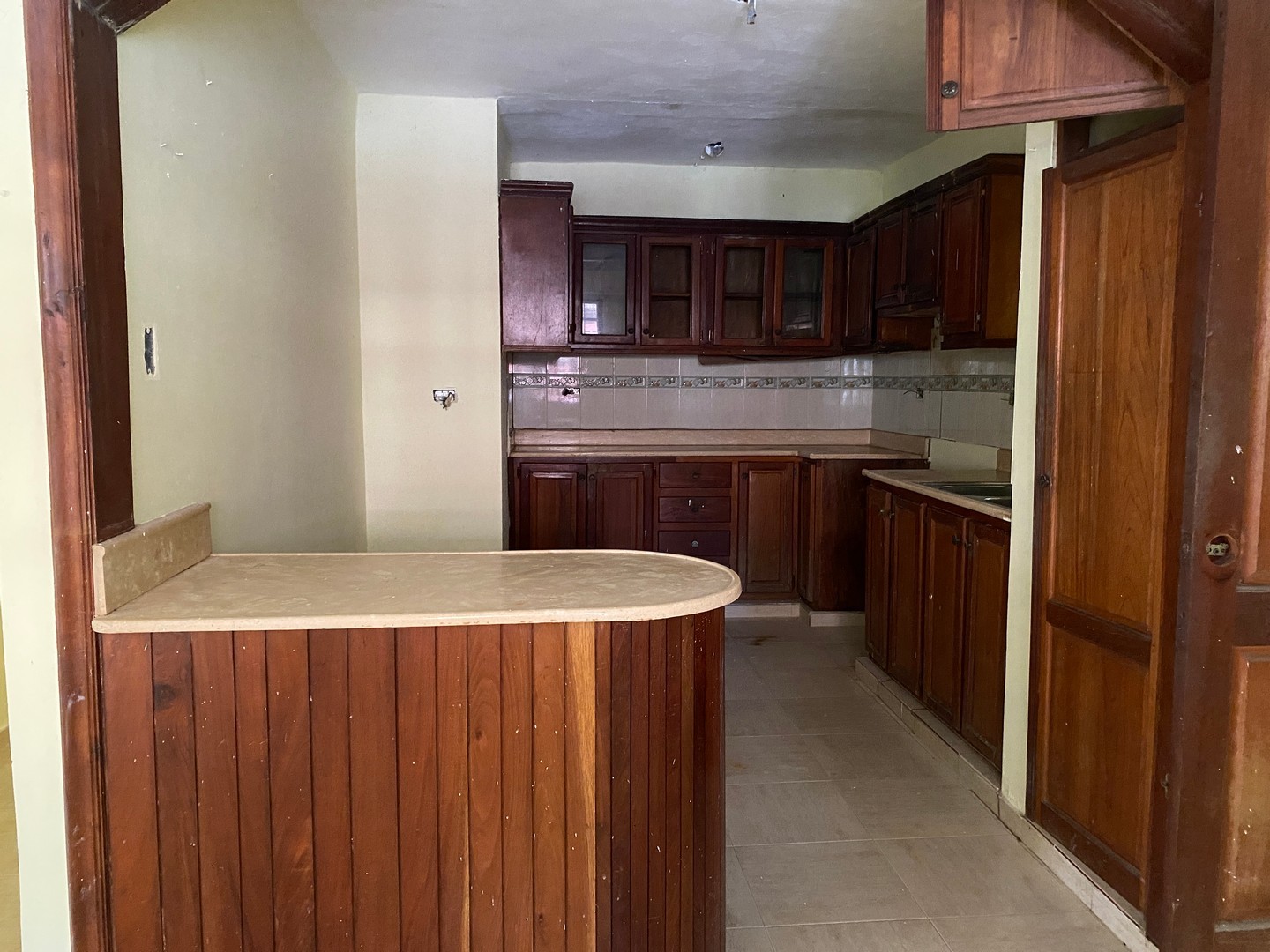 casas - Cancino, Zona residencial, Casa de una planta con 3 hab., 2 b, c/s con baño, 2 p 6