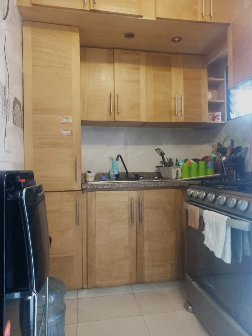 apartamentos - Vendo apartamento en una zona tranquila en la 📍Atlantida (en la Avenida indepen 1