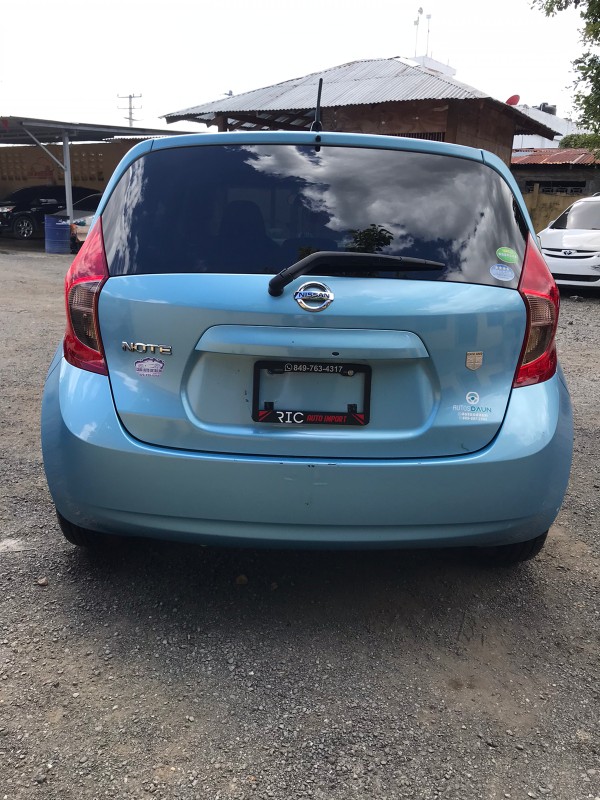 carros - Nissan versa note 2017 1