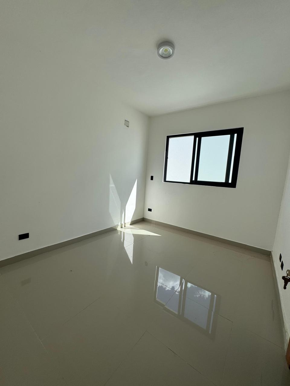 casas - CASA EN VENTA EN GURABO, SANTIAGO. 9