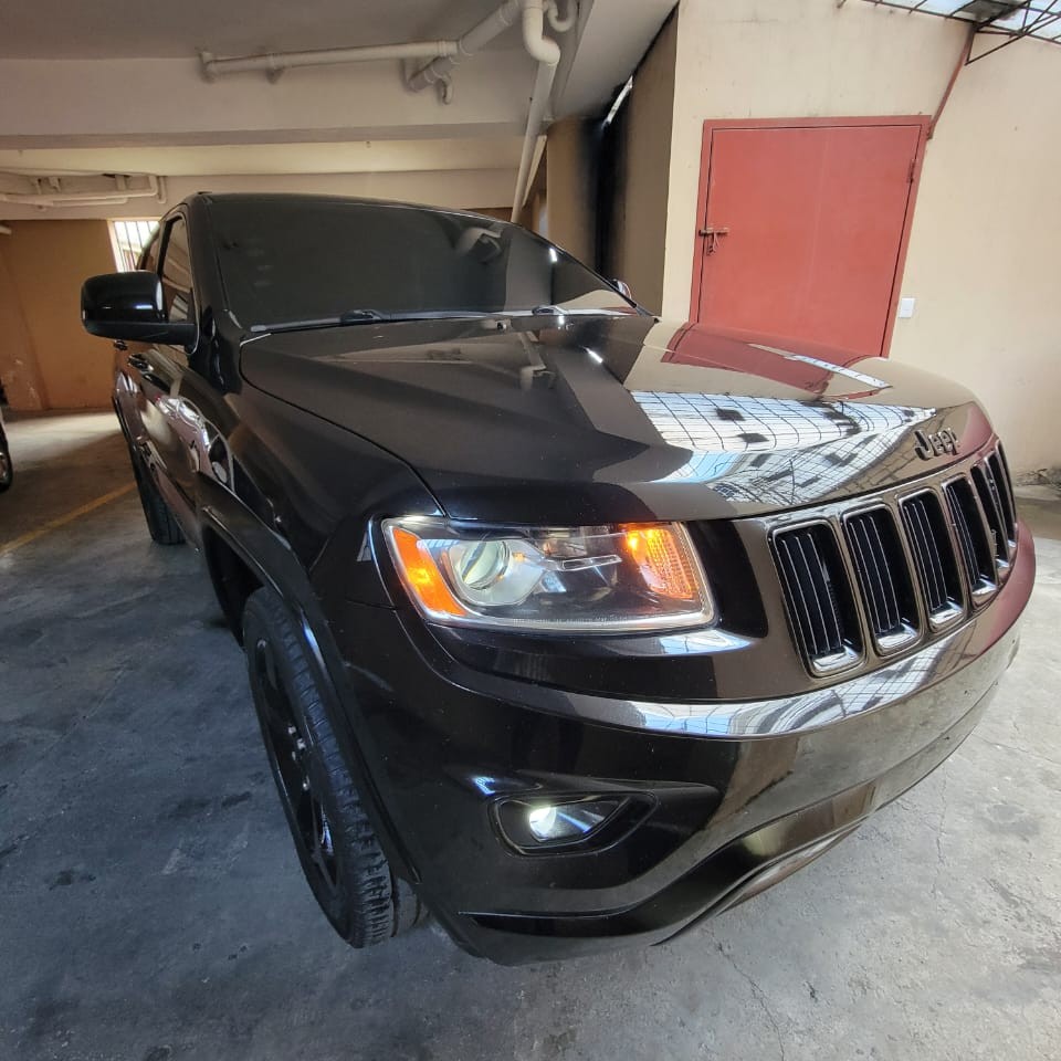 jeepetas y camionetas - jeep grand cherokee laredo 2015