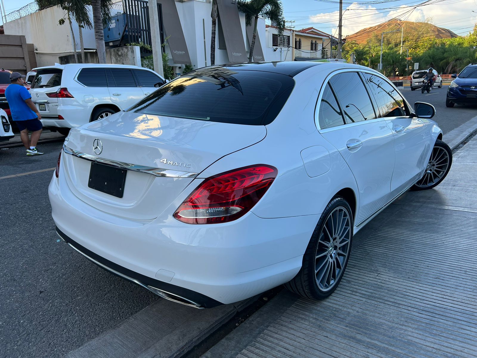 jeepetas y camionetas - Mercedes C300 2018 1