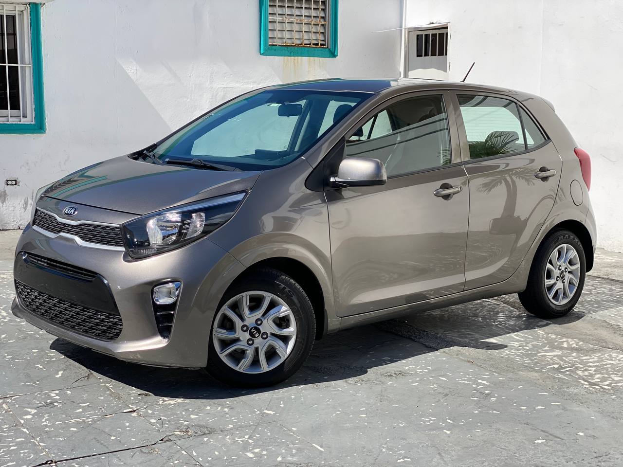 carros - KIA PICANTO 2022  7