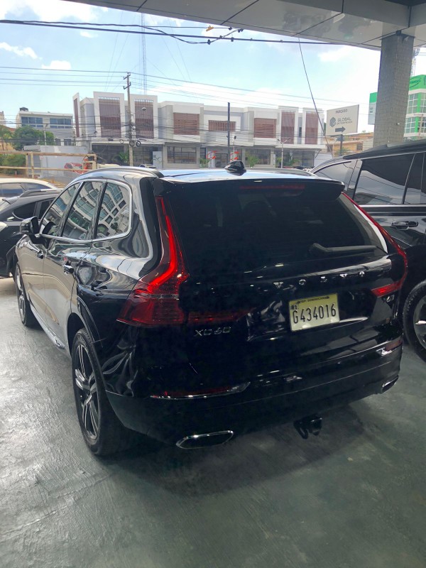 jeepetas y camionetas - Volvo Xc60 2018 inscripción impecable 3