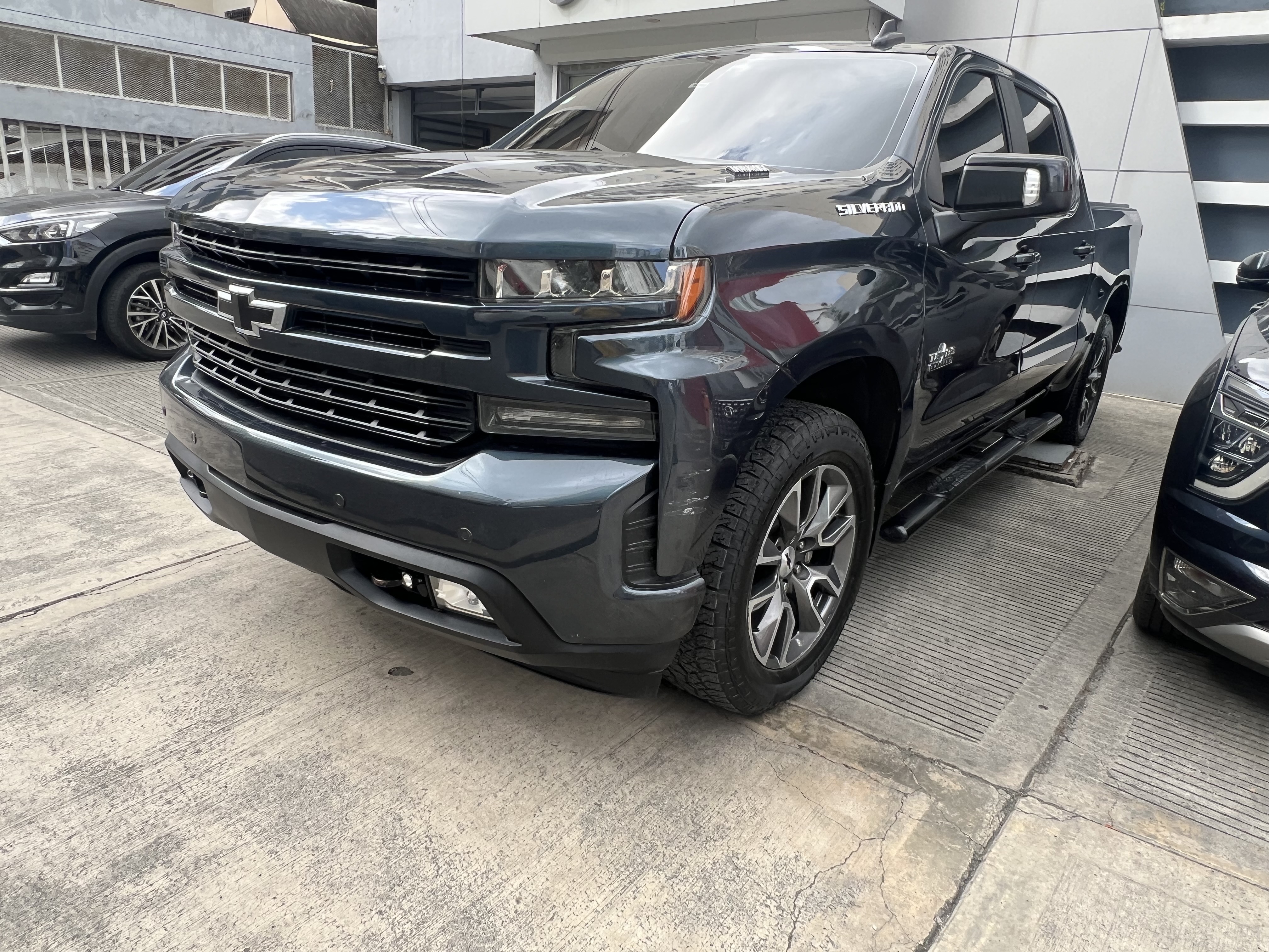 jeepetas y camionetas - Chevrolet Silverado rst 2020 Diesel 