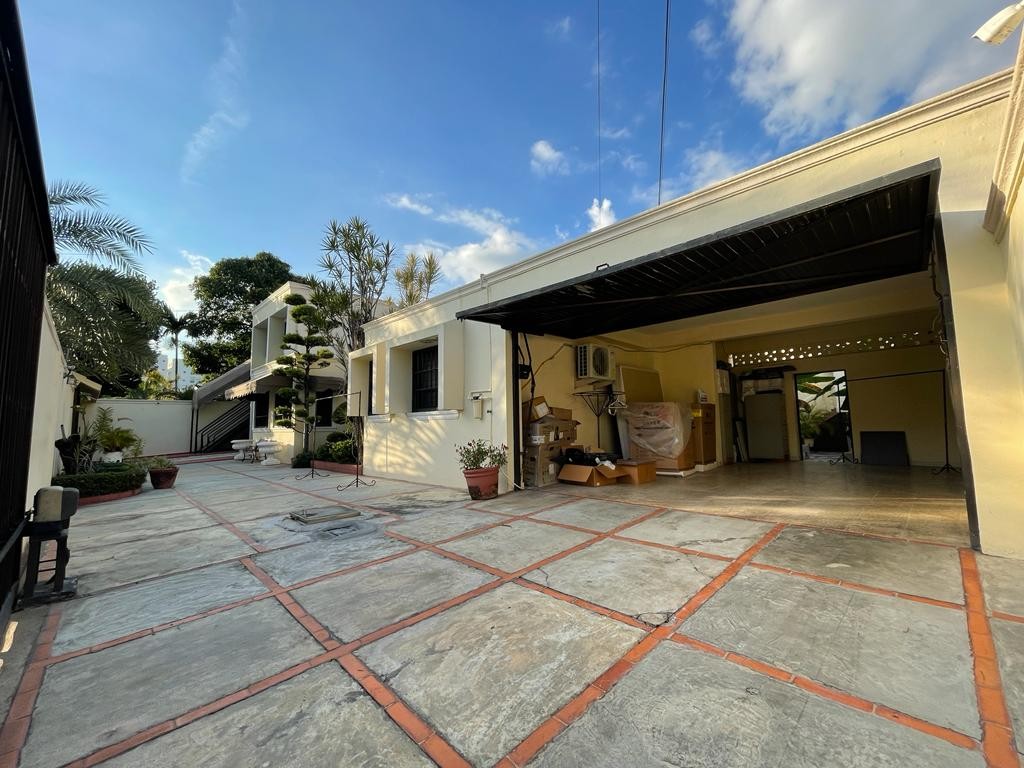 casas - Casa en El Millón de 5 habitaciones  4